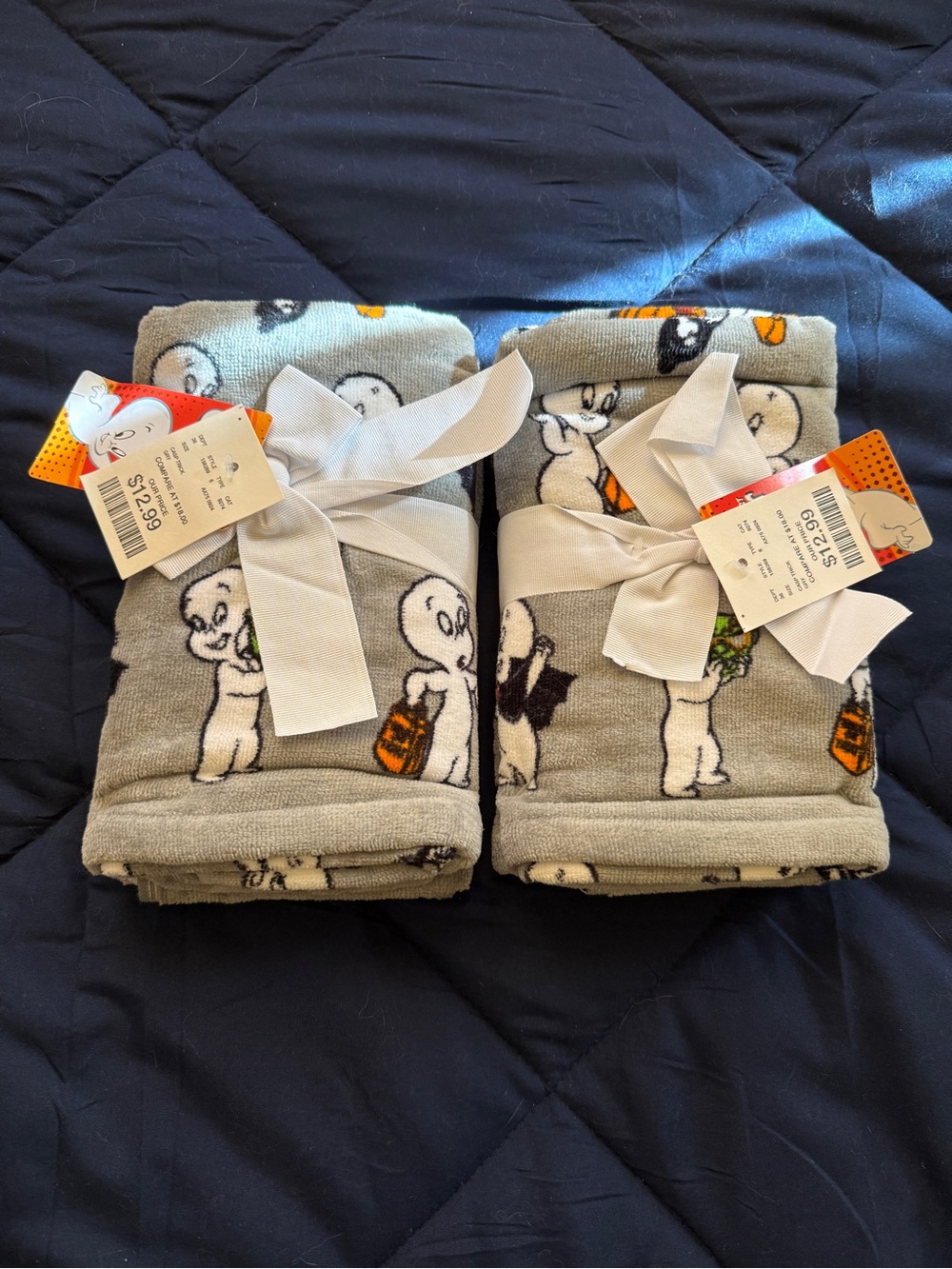 2 Sets of Casper the Friendly Ghost Bathroom Hand Towels